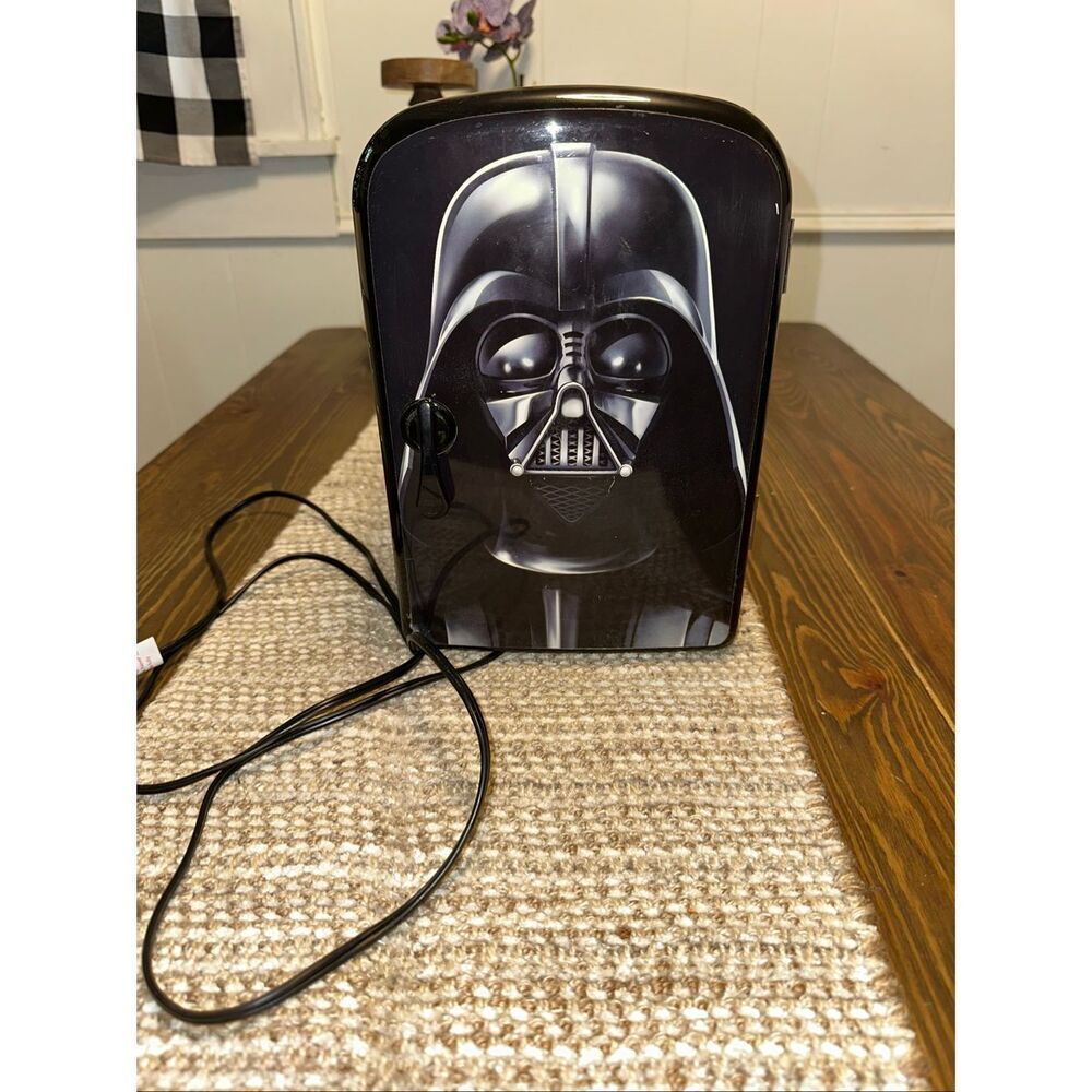 Star Wars Darth Vader Mini Fridge